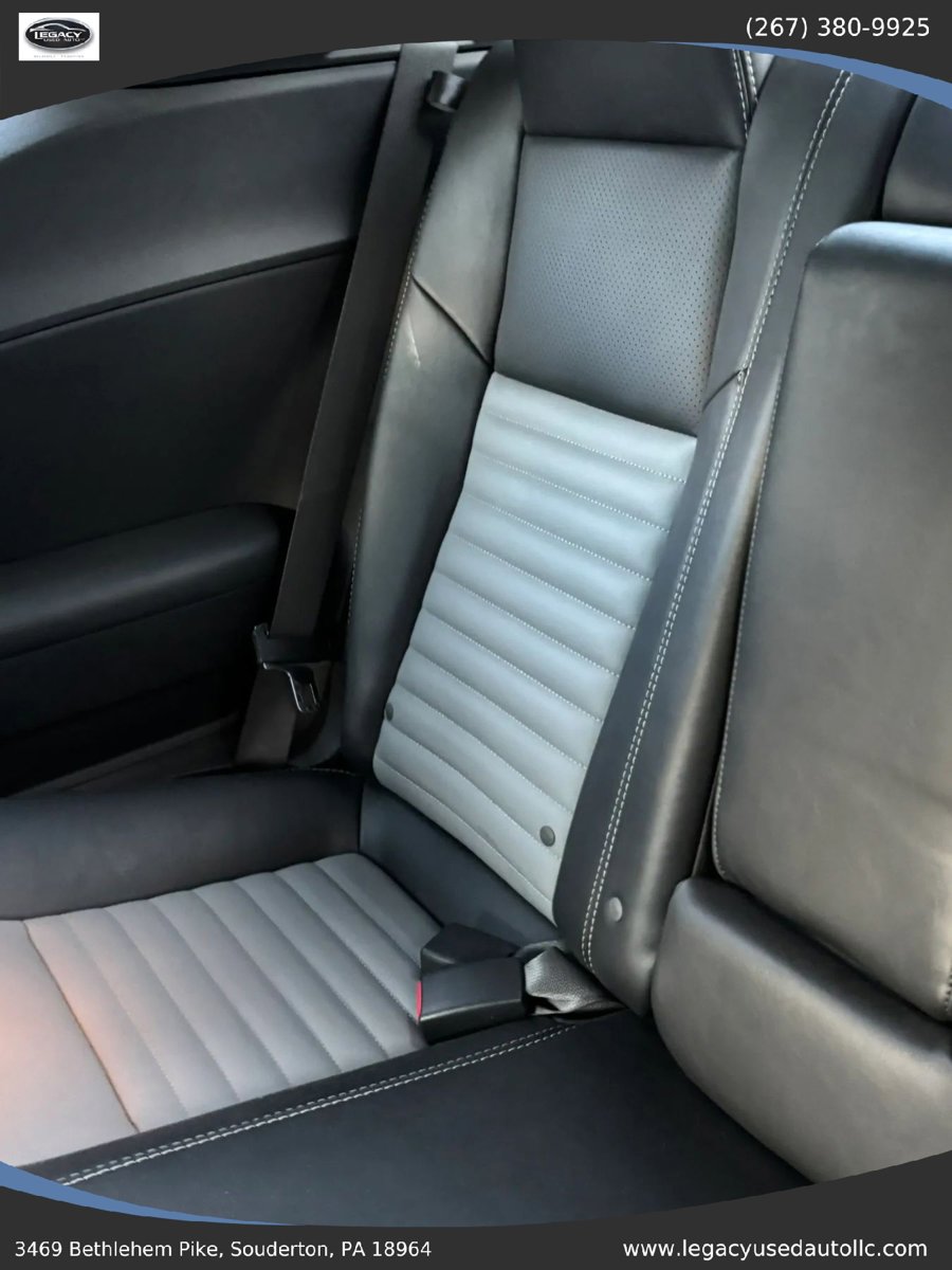 Used 2009 Dodge Challenger R/T RWD image 31