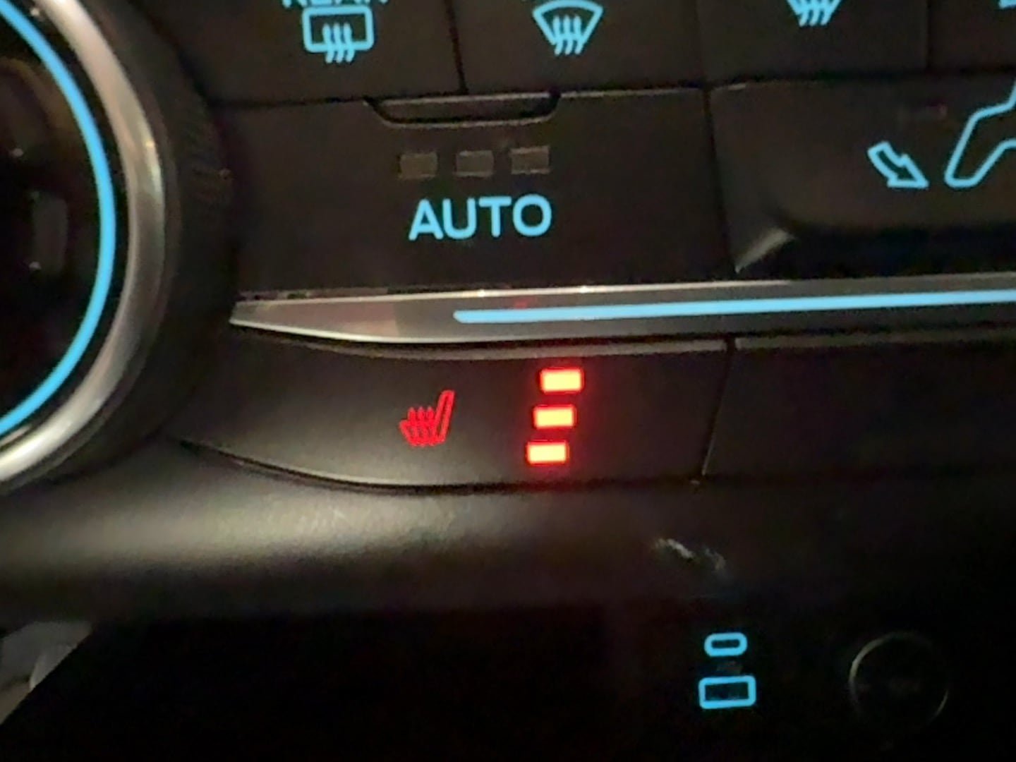 Used 2020 Ford Escape SE FWD image 21