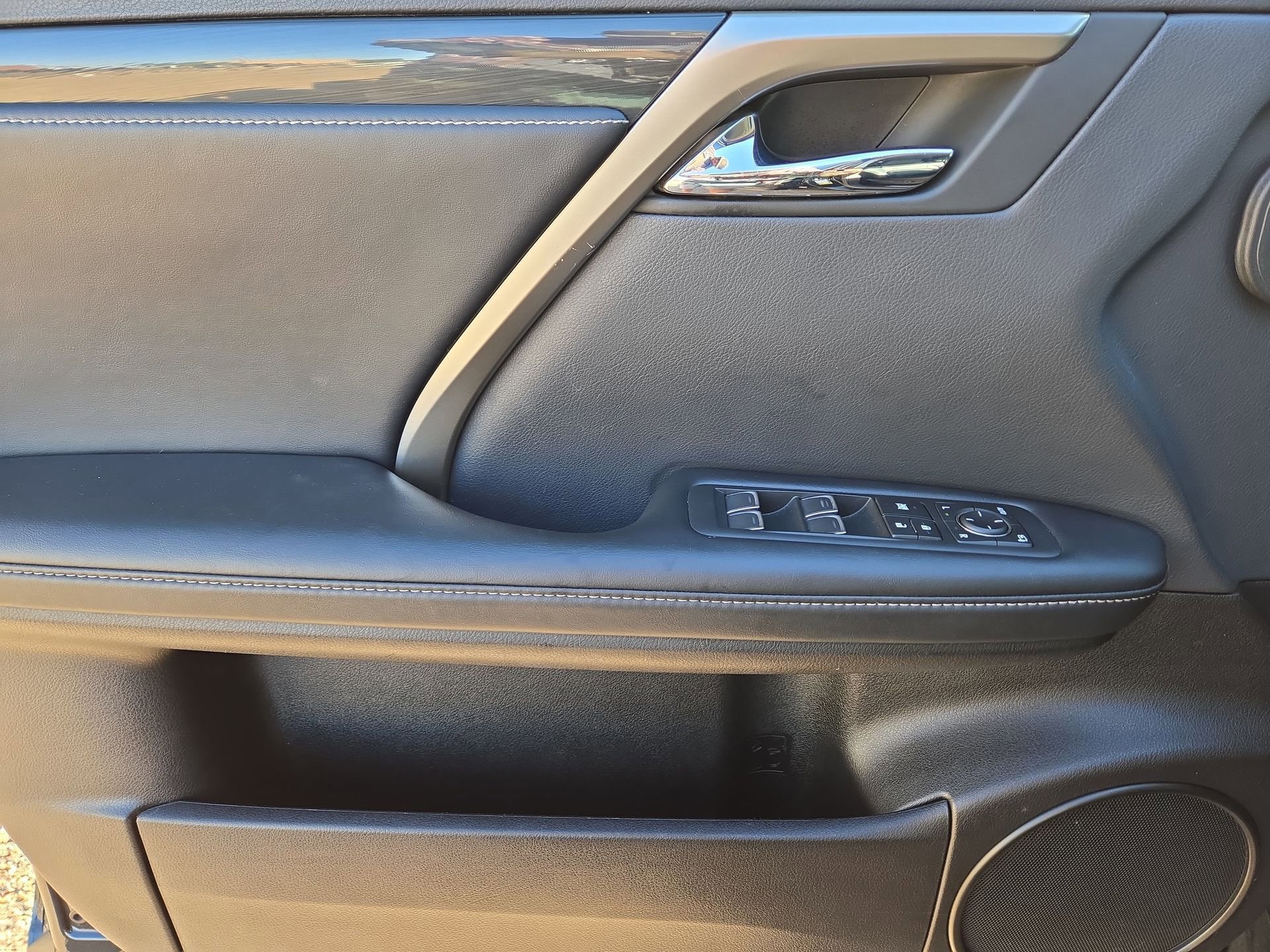 Certified 2021 Lexus RX 350 FWD w/ Accessory Package image 15