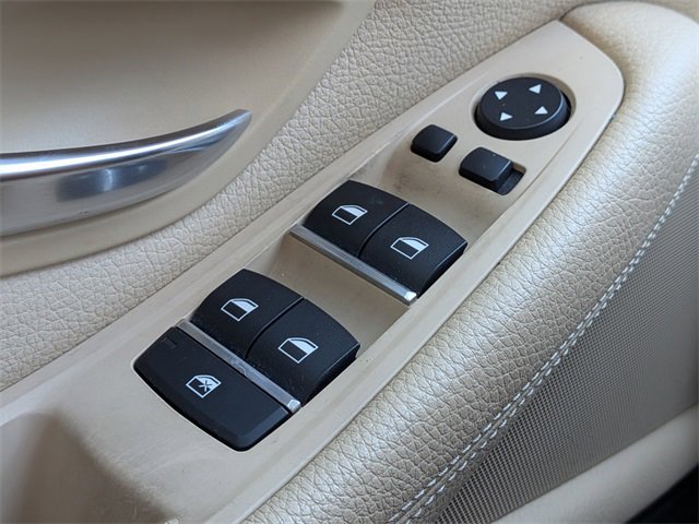 Used 2016 BMW 528i Sedan image 29