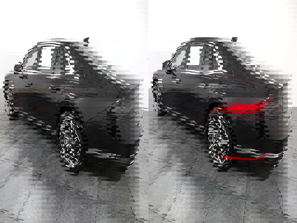 Used 2024 Genesis G90 3.5T image 4