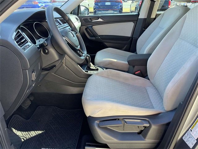 Used 2018 Volkswagen Tiguan S image 13