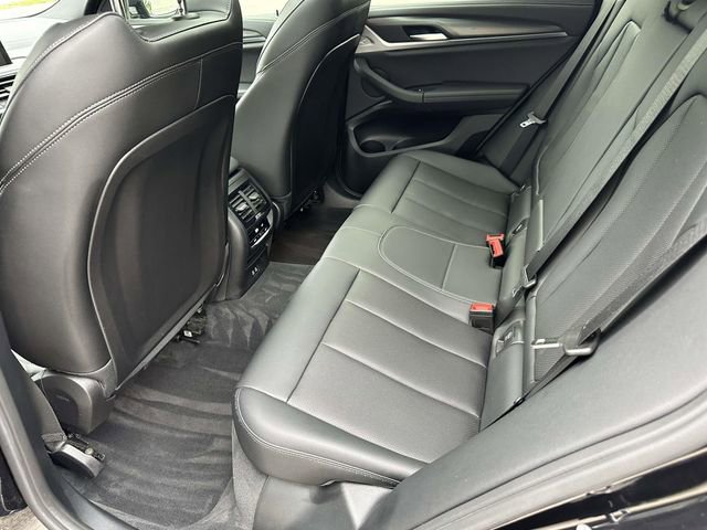 Used 2024 BMW X4 M40i AWD/4WD image 17