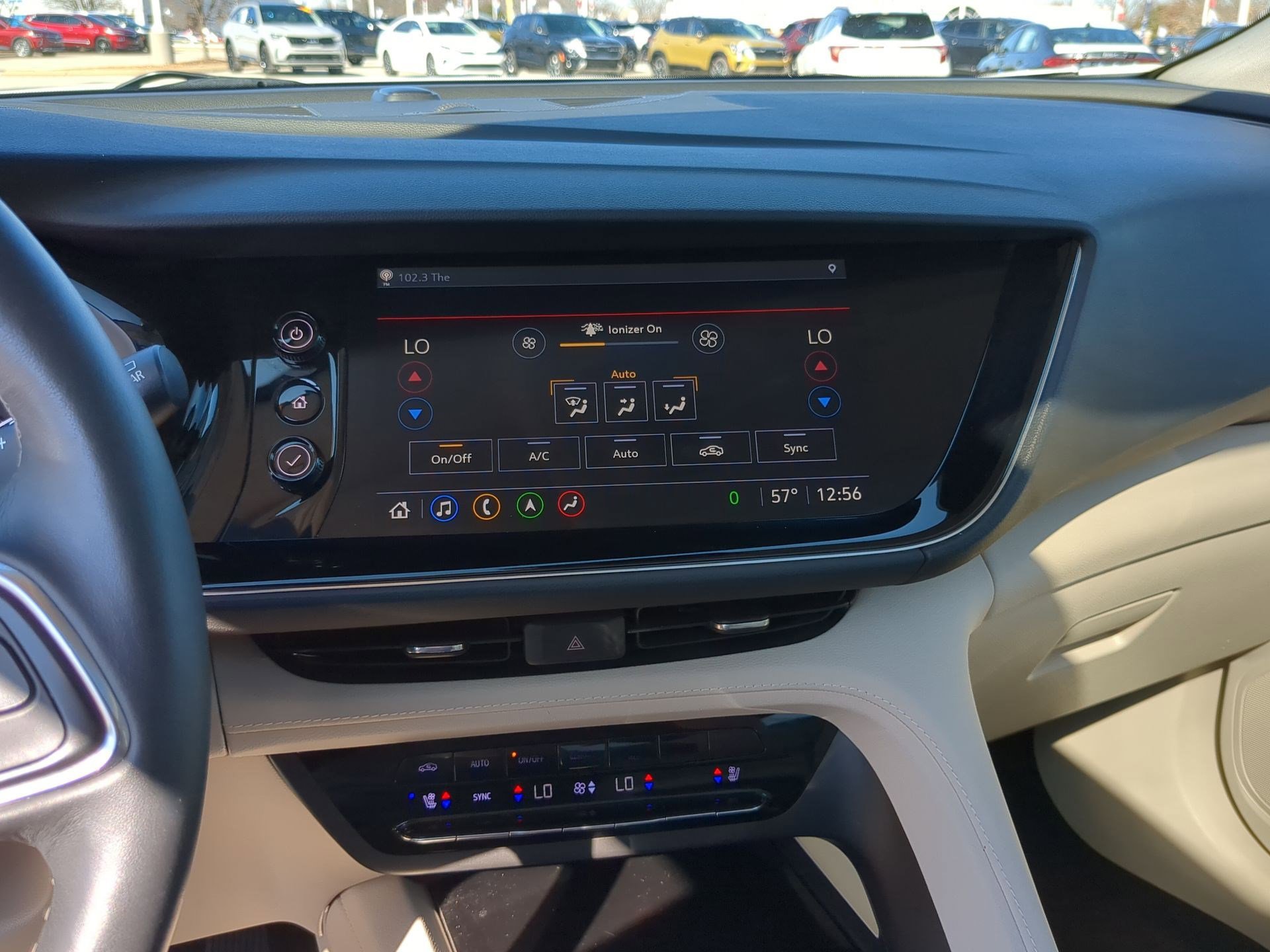Used 2021 Buick Envision Avenir w/ Technology Package II FWD image 21