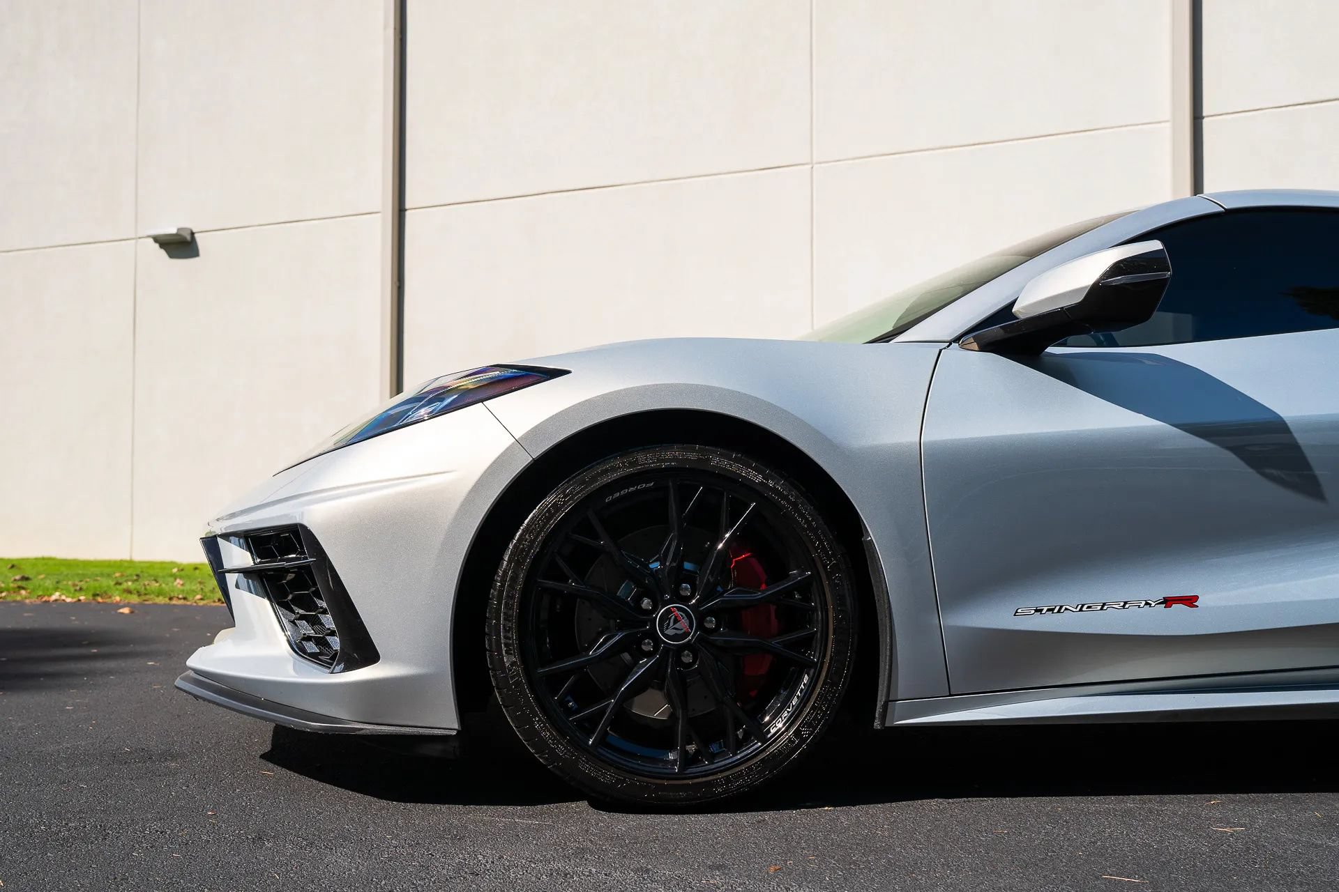 Used 2022 Chevrolet Corvette Stingray Preferred Cpe w/ Z51 Performance Package RWD image 4