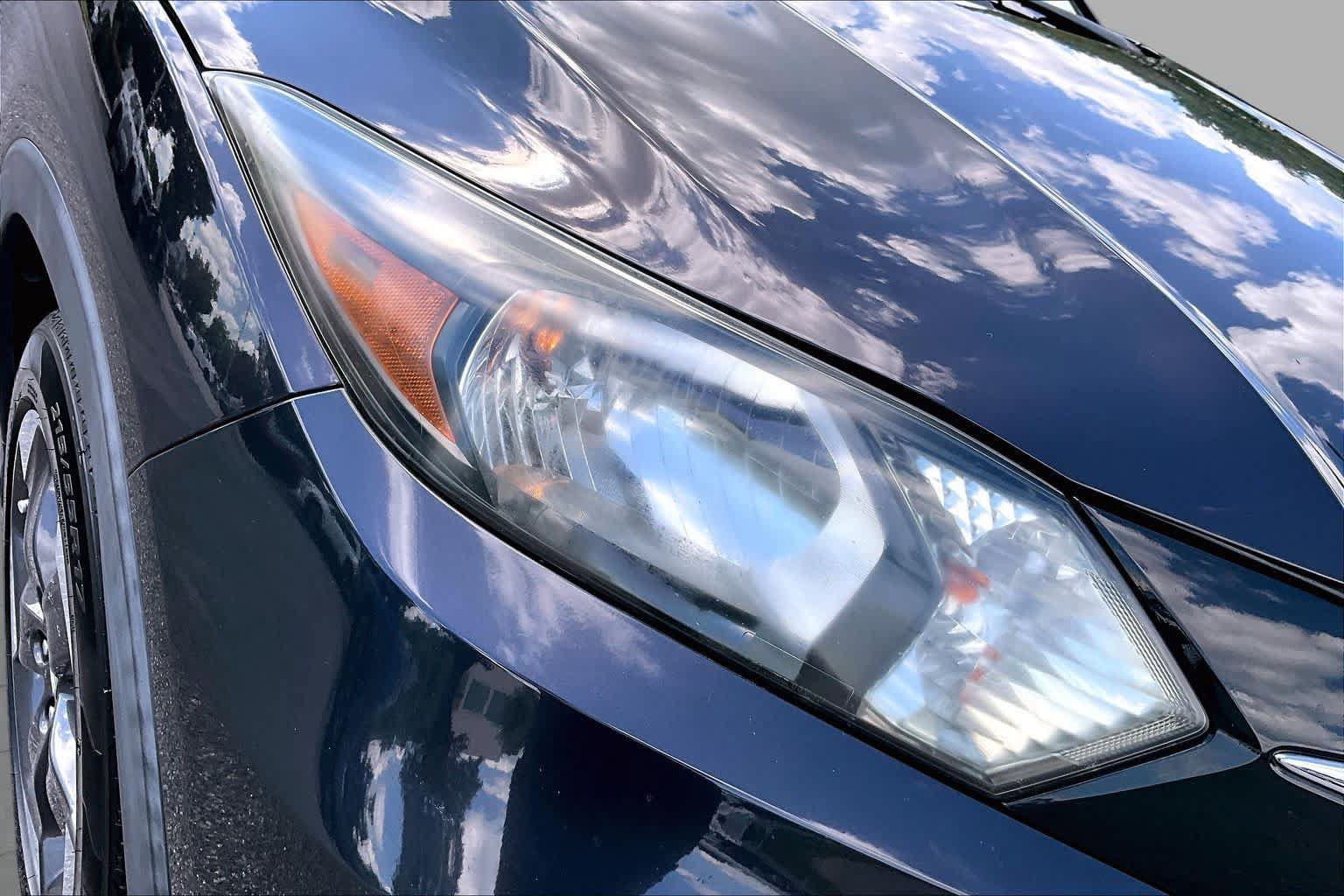 Used 2018 Honda HR-V EX image 28