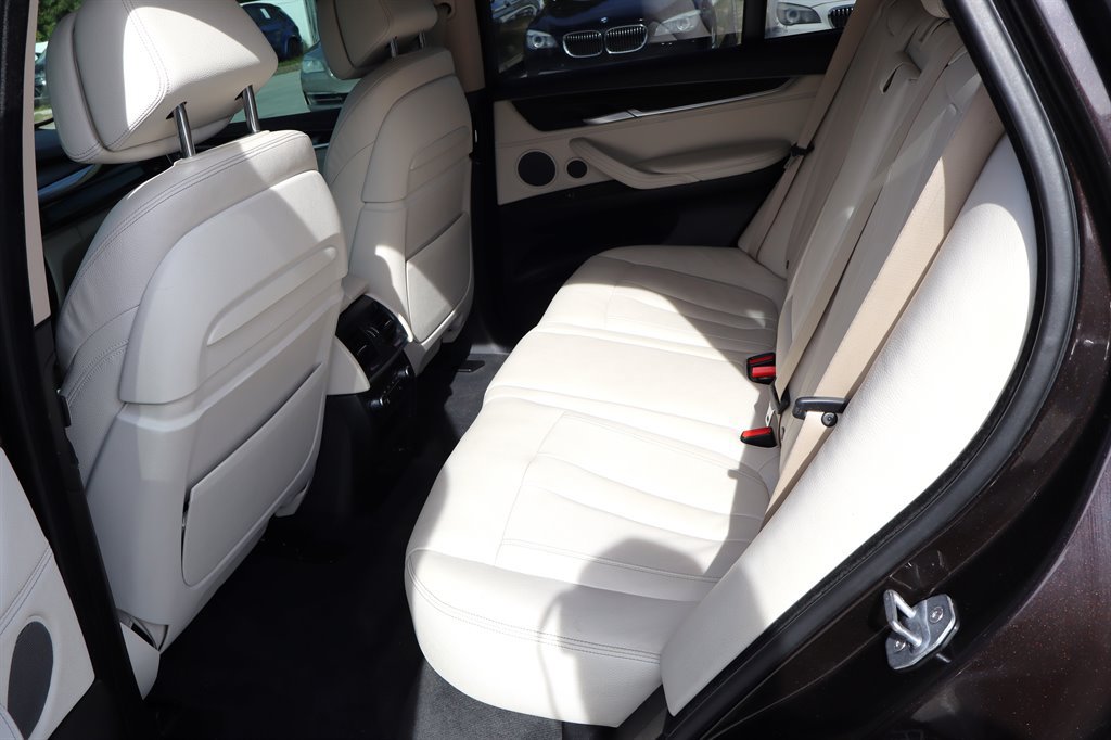 Used 2015 BMW X5 xDrive35d AWD/4WD image 22