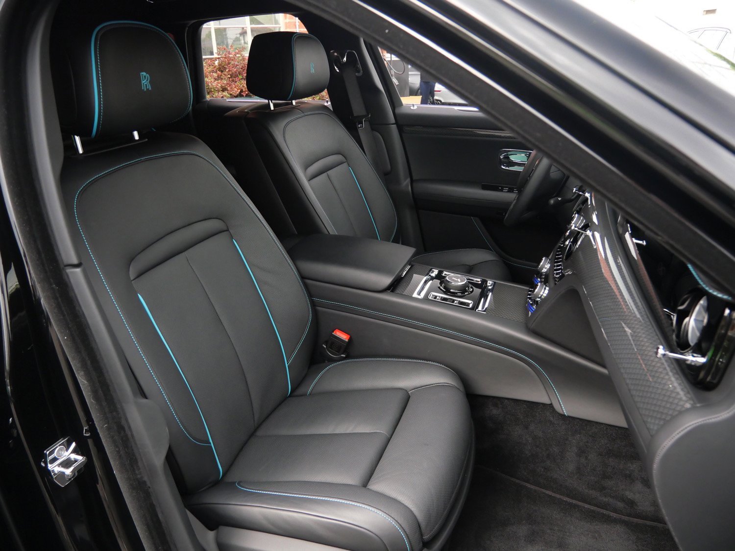 Used 2022 Rolls-Royce Ghost Black Badge image 33