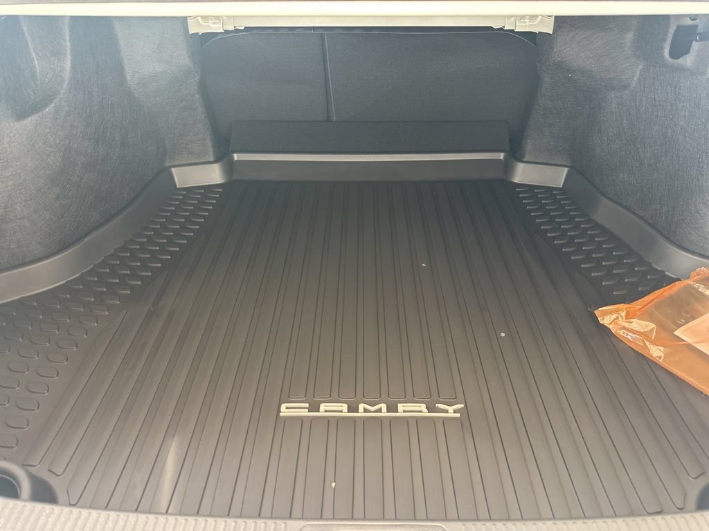 New 2026 Toyota Camry SE FWD image 17