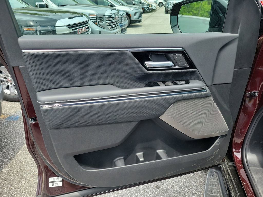 New 2025 GMC Sierra EV Denali image 7