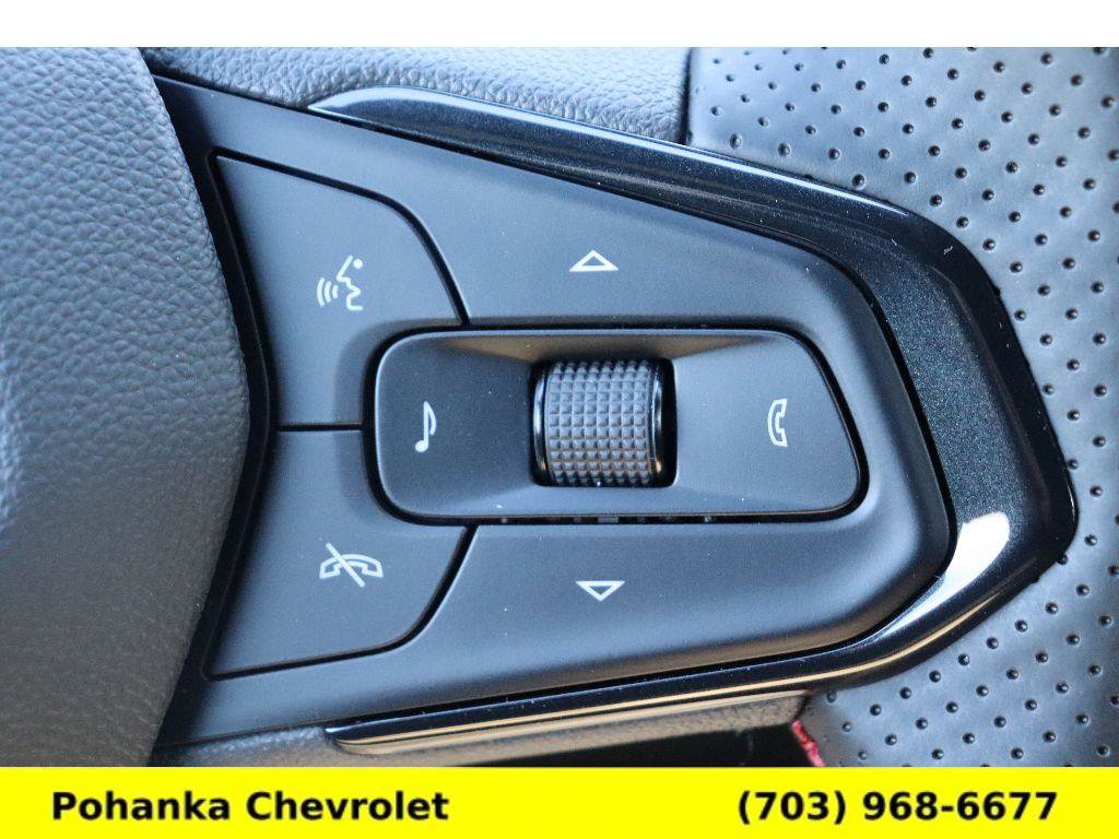 New 2026 Chevrolet Trax RS w/ Sunroof Package FWD image 13