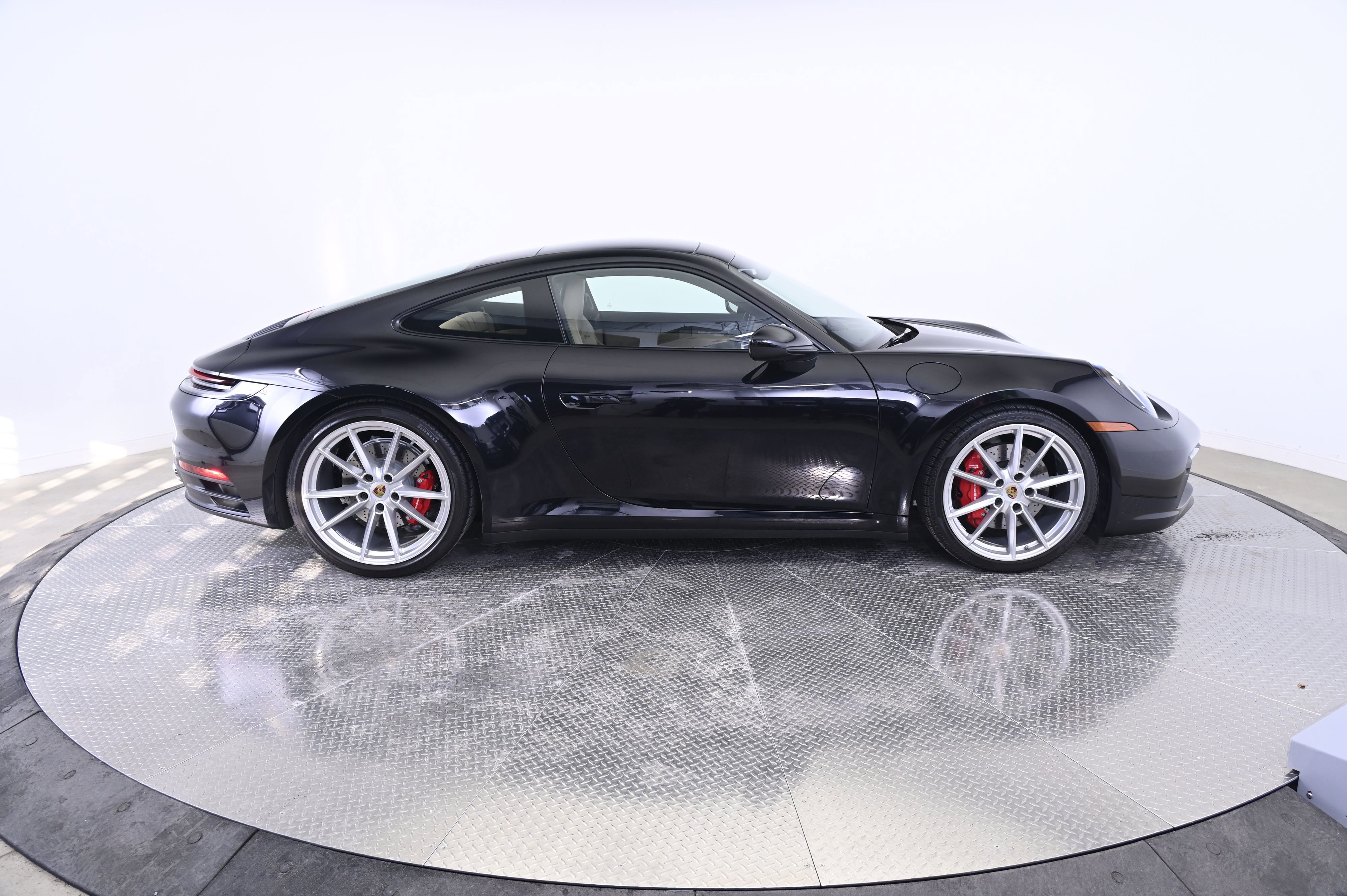 Certified 2020 Porsche 911 Carrera 4S image 8