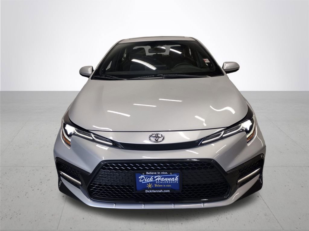 Used 2022 Toyota Corolla XSE FWD image 3