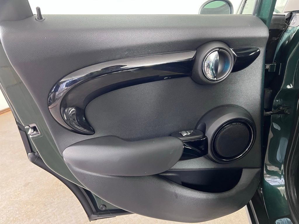 Used 2019 MINI Cooper S FWD image 27