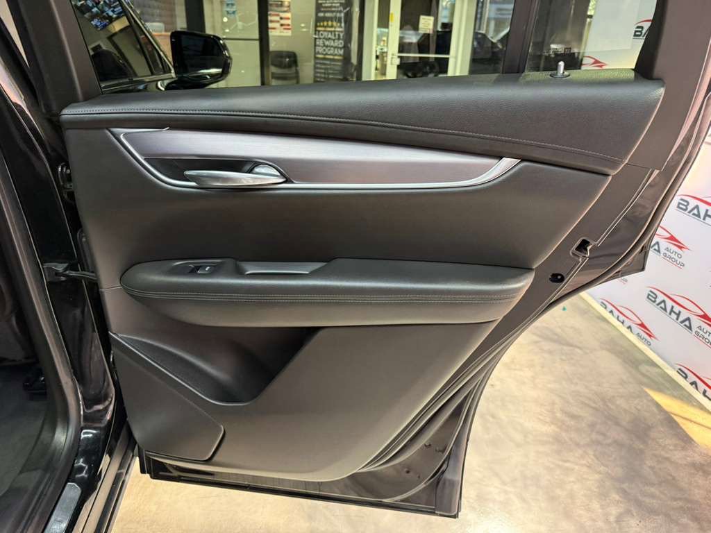 Used 2021 Cadillac XT6 Luxury image 42