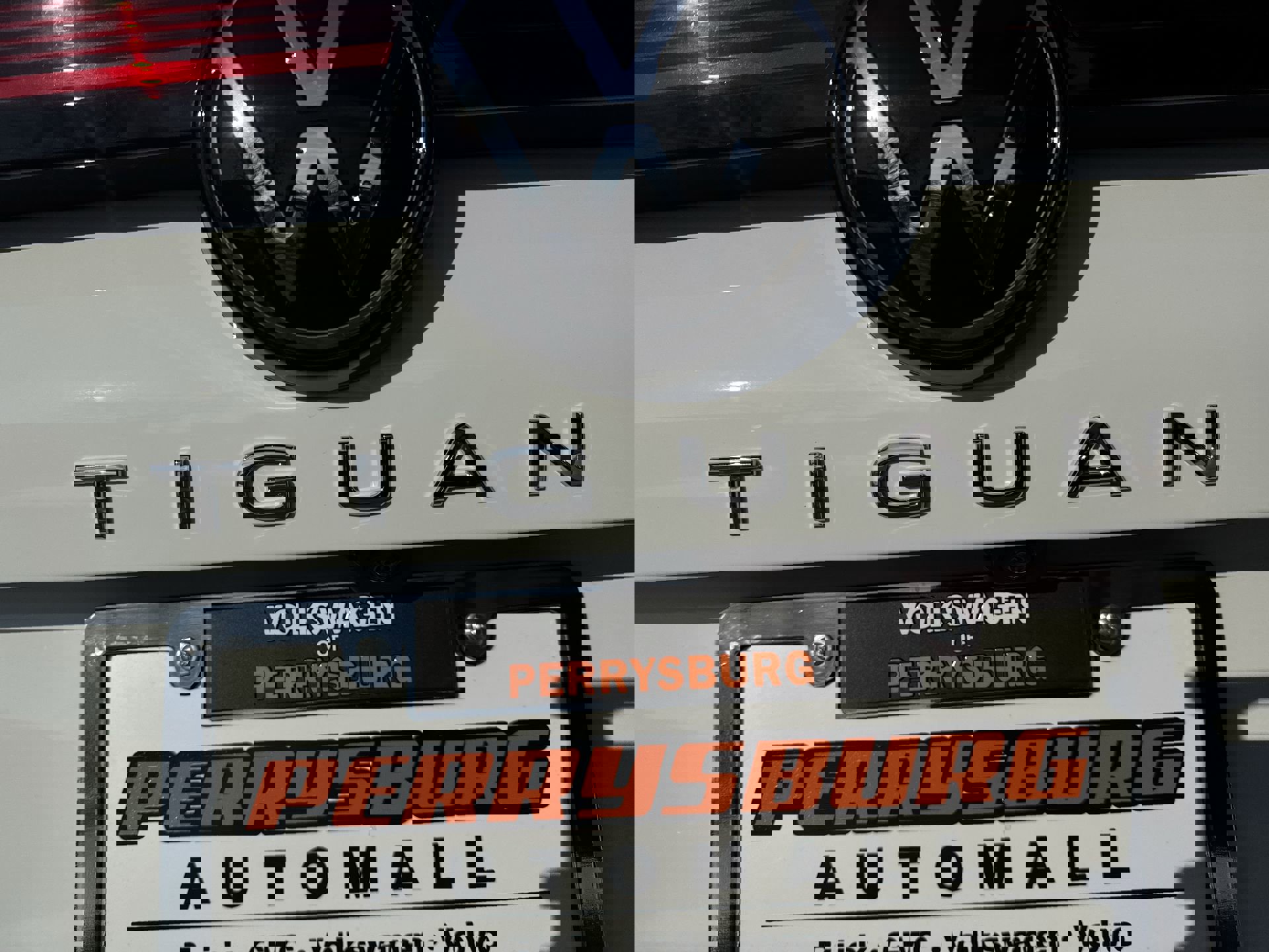 New 2025 Volkswagen Tiguan S image 32