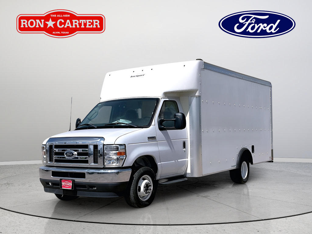 New 2024 Ford E-450 and Econoline 450 Super Duty w/ Power Windows & Locks Group RWD image 3
