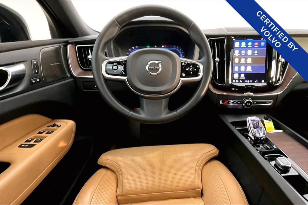 Used 2023 Volvo XC60 B5 Ultimate w/ Protection Package Premier image 7