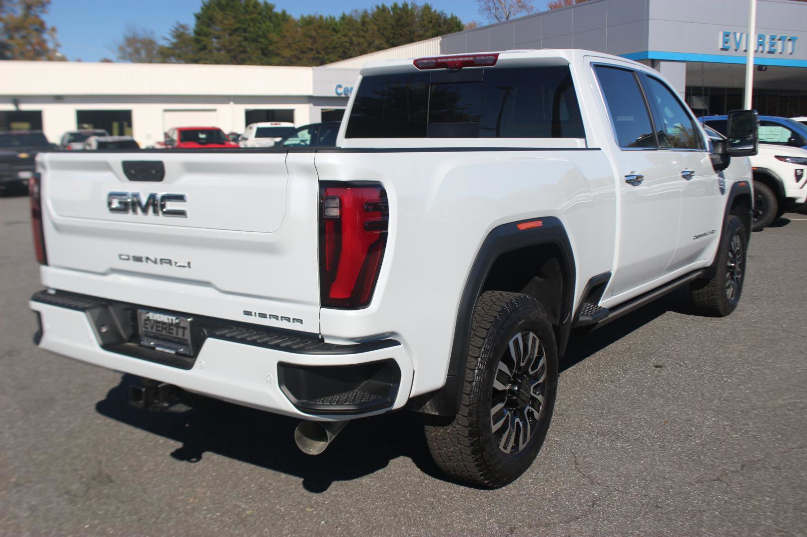 New 2026 GMC Sierra 2500 Denali Ultimate image 7