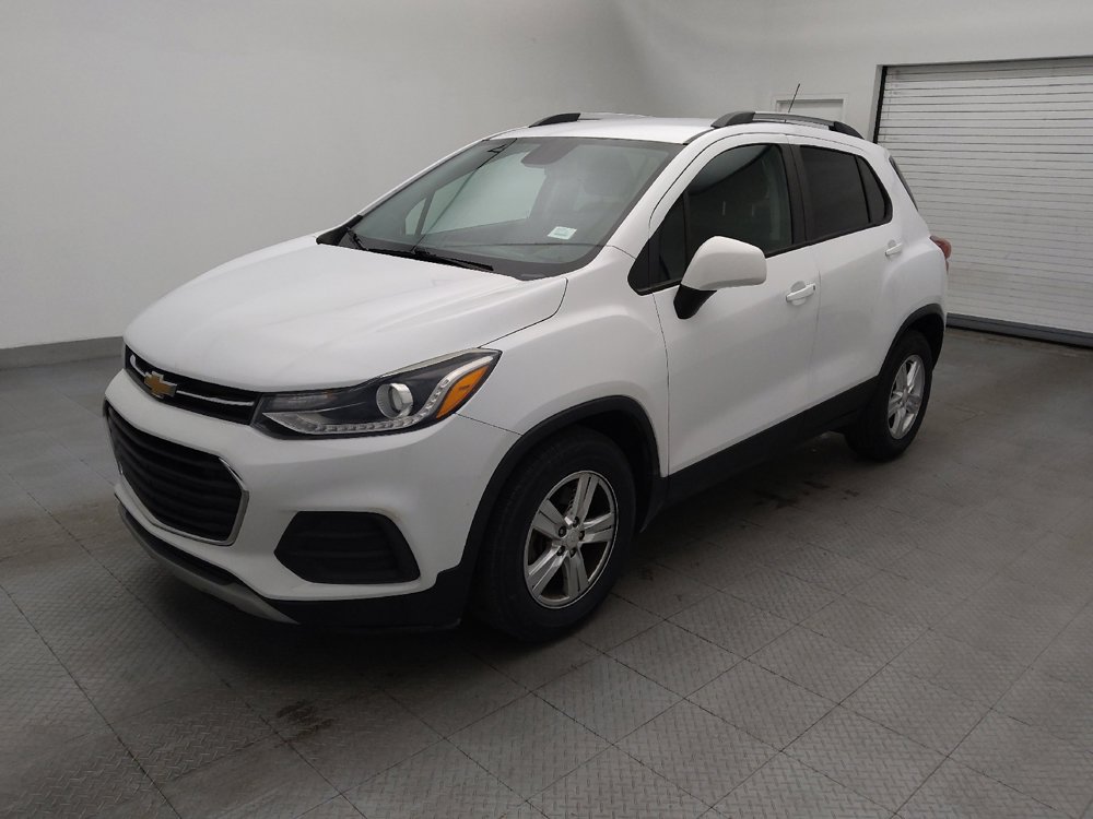 Used 2021 Chevrolet Trax LT image 2