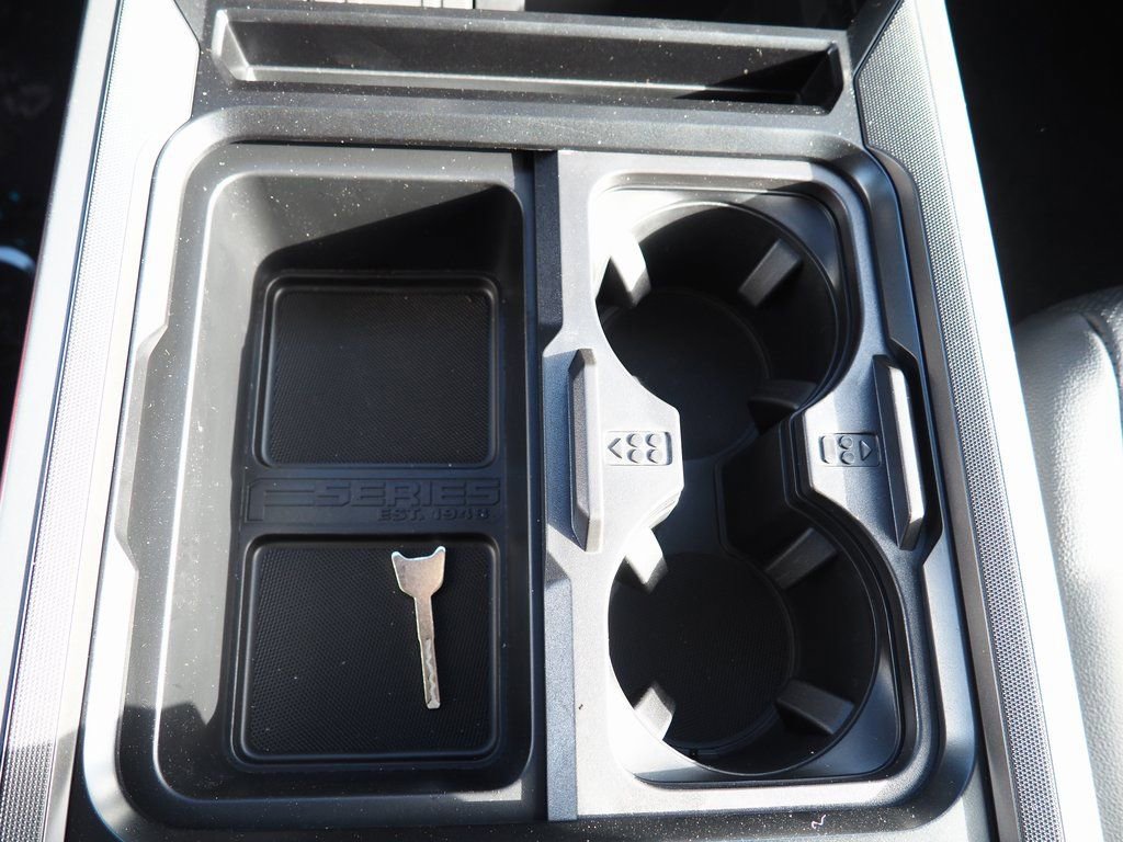 New 2026 Ford F350 Lariat w/ Black Appearance Package image 28