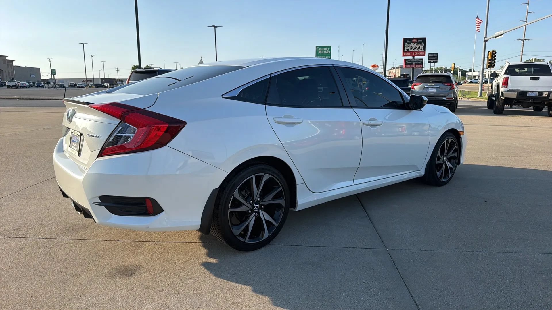 Used 2019 Honda Civic Sport image 19