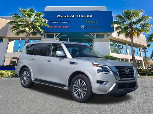 Used 2024 Nissan Armada SL w/ Captain's Chairs Package RWD image 2
