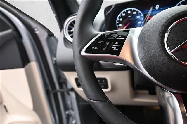 New 2026 Mercedes-Benz GLB 250 4MATIC image 15