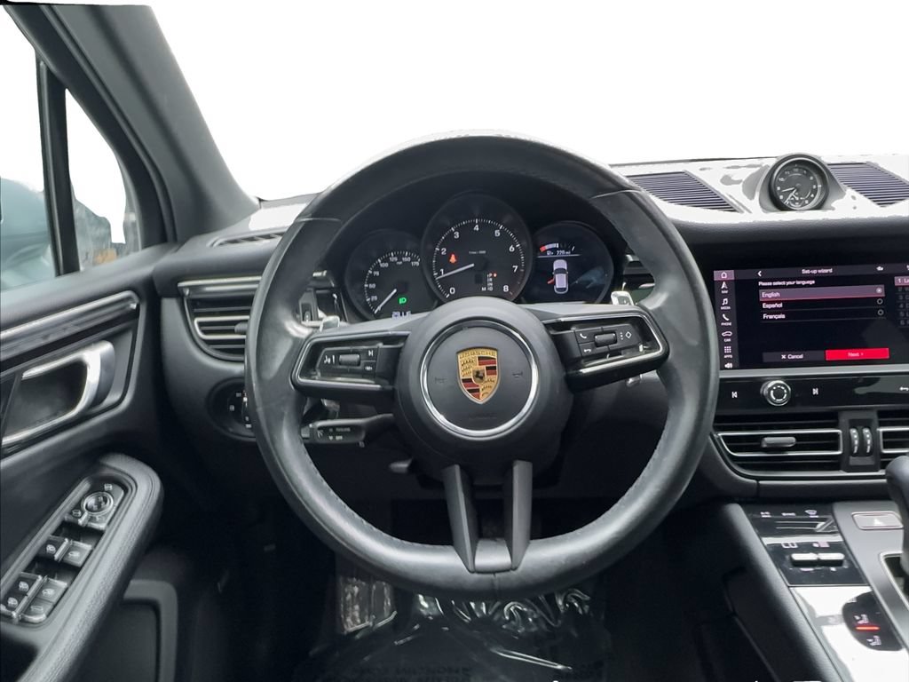 Used 2022 Porsche Macan AWD/4WD image 38