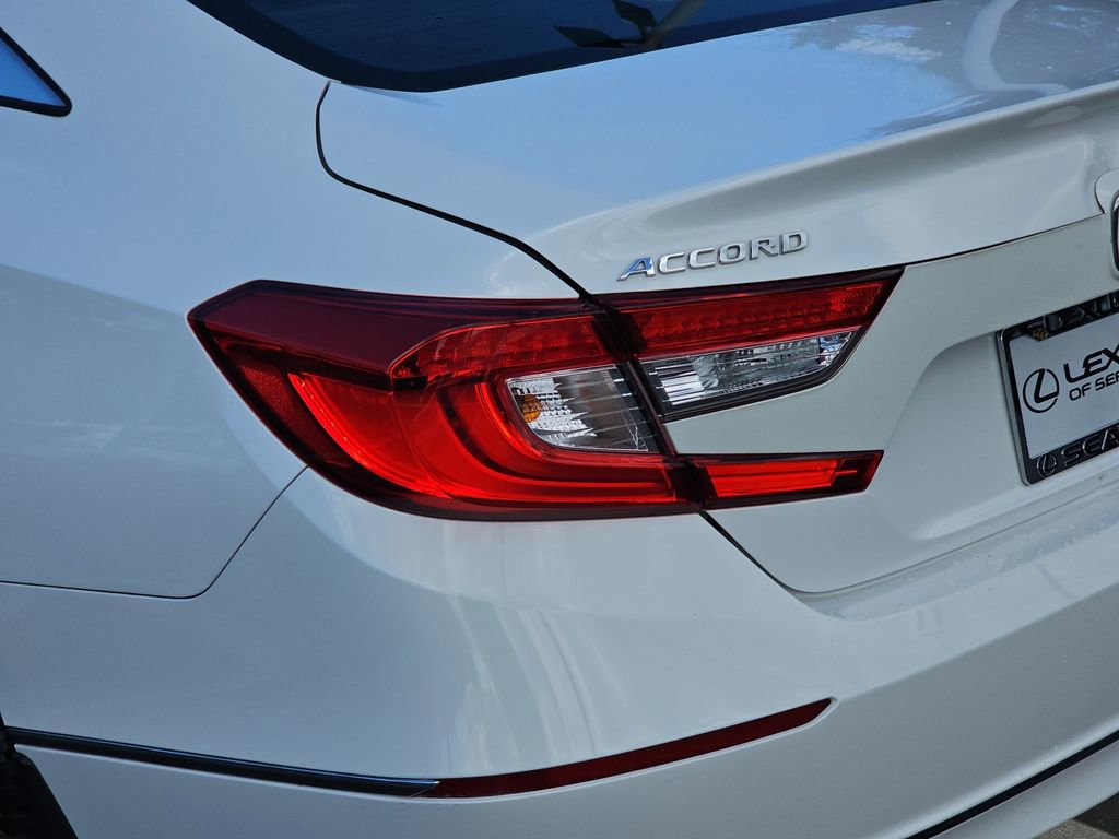 Used 2018 Honda Accord EX image 36