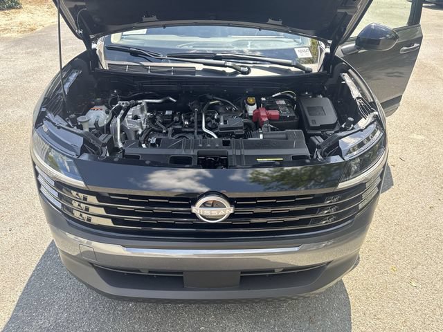 New 2026 Nissan Kicks SV w/ Charging Package FWD image 29