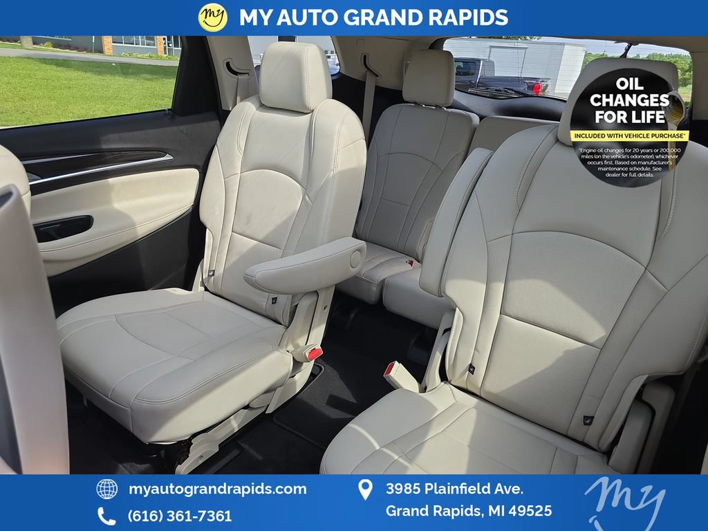 Used 2023 Buick Enclave Essence w/ Experience Buick Package AWD/4WD image 28