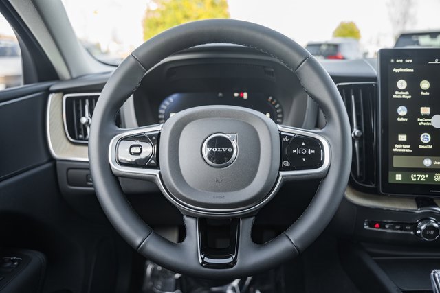New 2026 Volvo XC60 B5 Plus w/ Protection Package Premier image 28