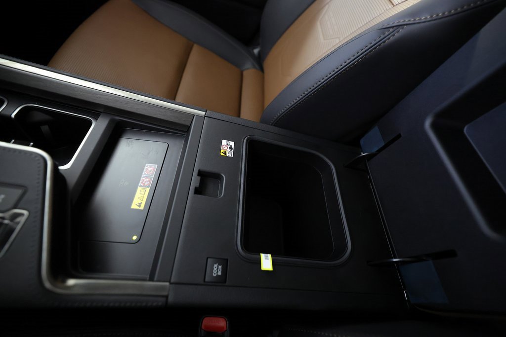 Used 2025 Lexus GX 550 image 45