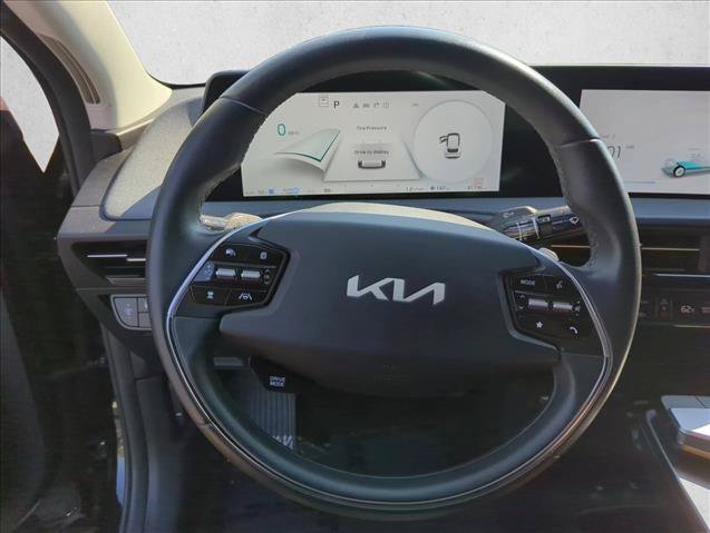 Used 2024 Kia EV6 Light RWD image 19