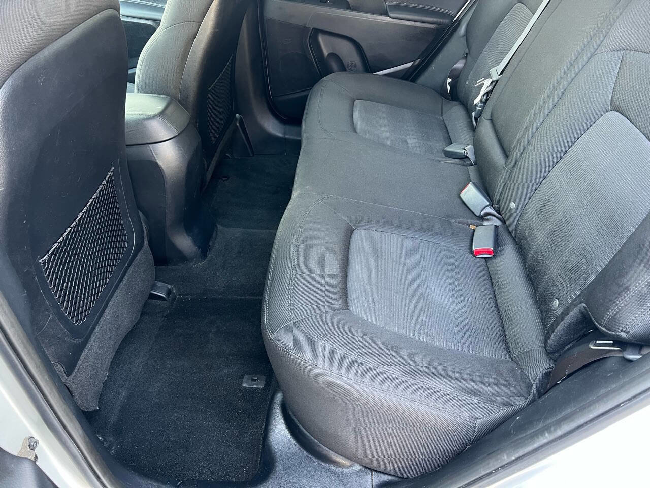 Used 2013 Kia Sportage LX w/ Convenience Pkg image 12