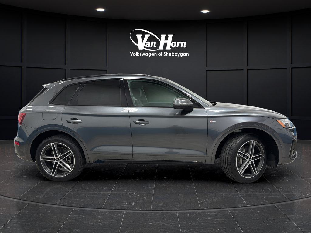 Used 2022 Audi Q5 e Premium Plus w/ Premium Plus Package AWD/4WD image 8