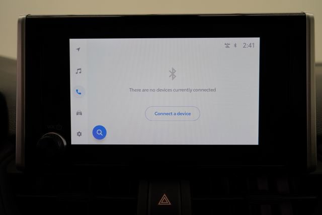 Used 2023 Toyota RAV4 LE image 29