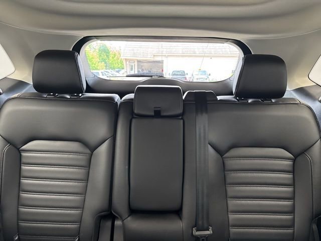 Used 2022 Ford Edge SEL w/ Convenience Package image 17