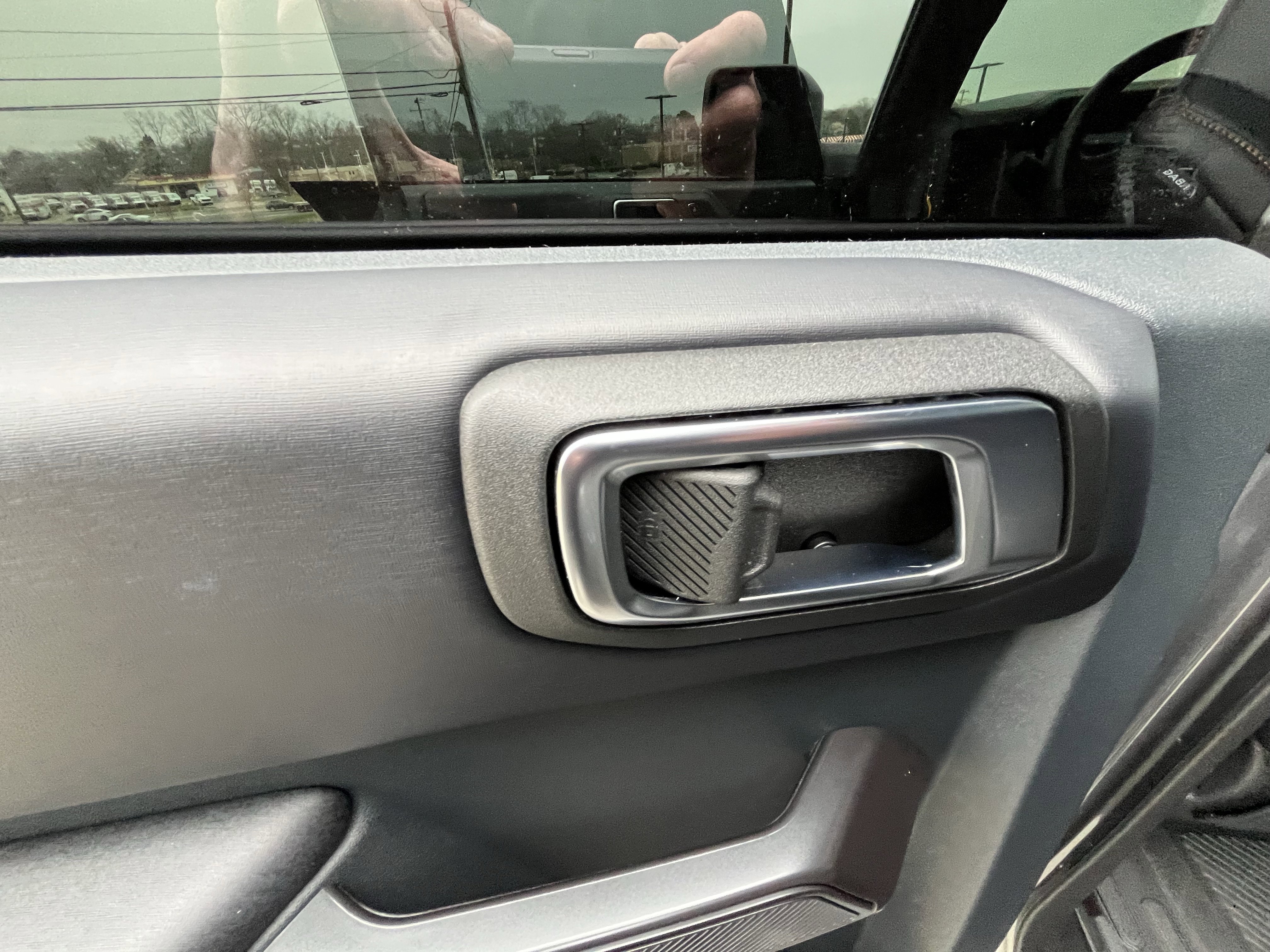 Used 2024 Ford Bronco Badlands image 29