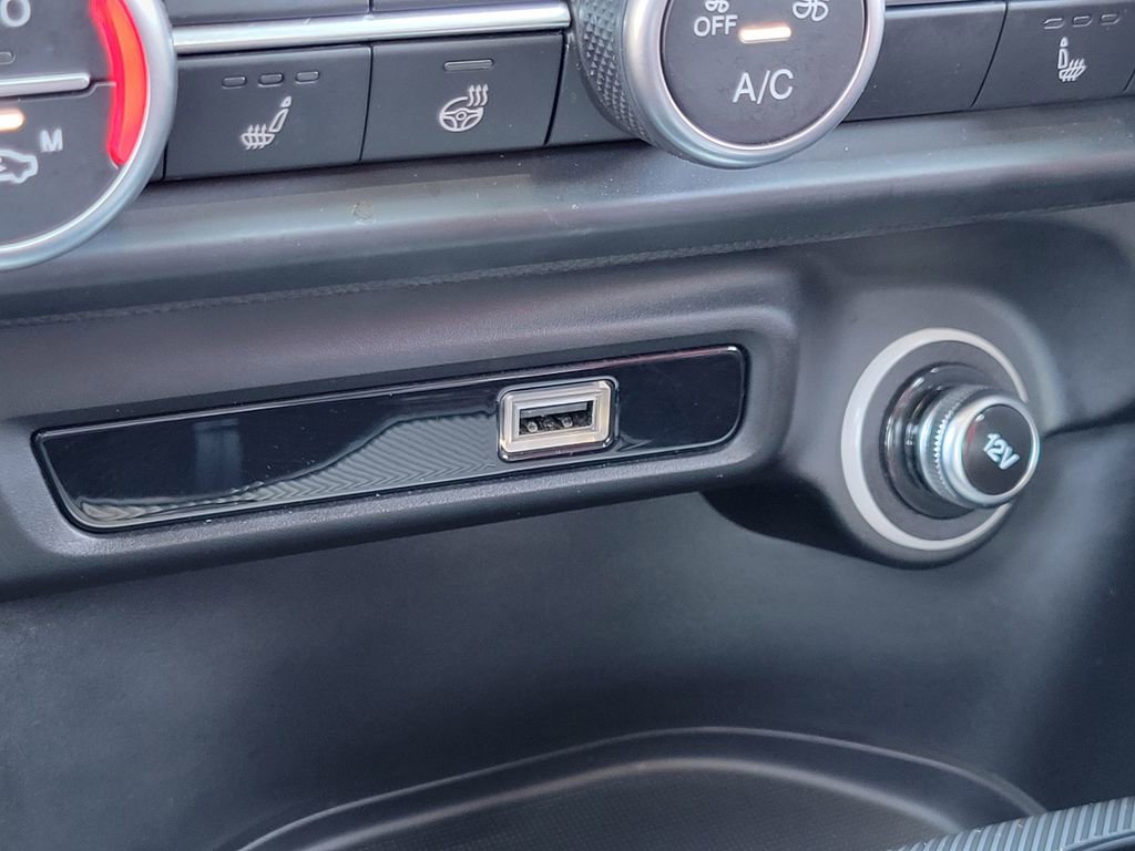 Used 2022 Alfa Romeo Giulia Veloce image 13