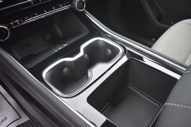 New 2026 Chevrolet Traverse LT w/ Midnight/Sport Edition FWD image 28