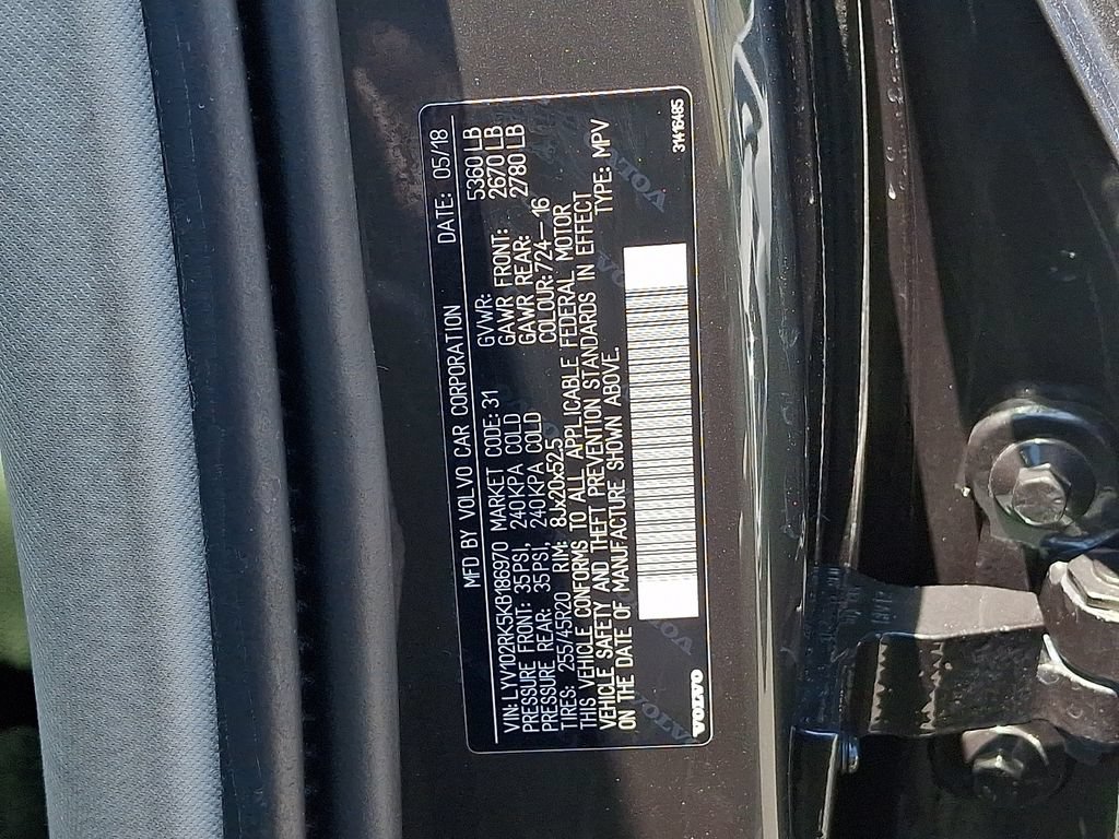 Used 2019 Volvo XC60 T5 Momentum w/ Multimedia Package AWD/4WD image 27