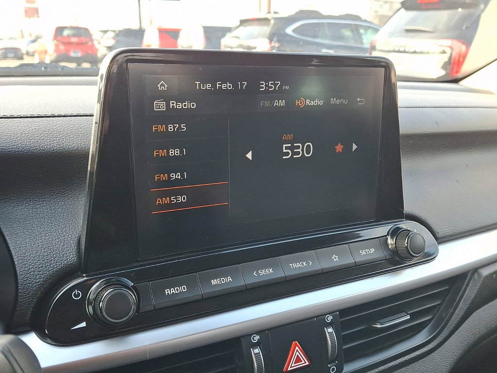 Used 2022 Kia Forte LXS image 28