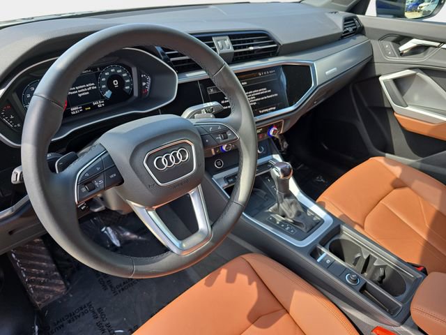 Used 2025 Audi Q3 2.0T Premium w/ Convenience Package AWD/4WD image 20