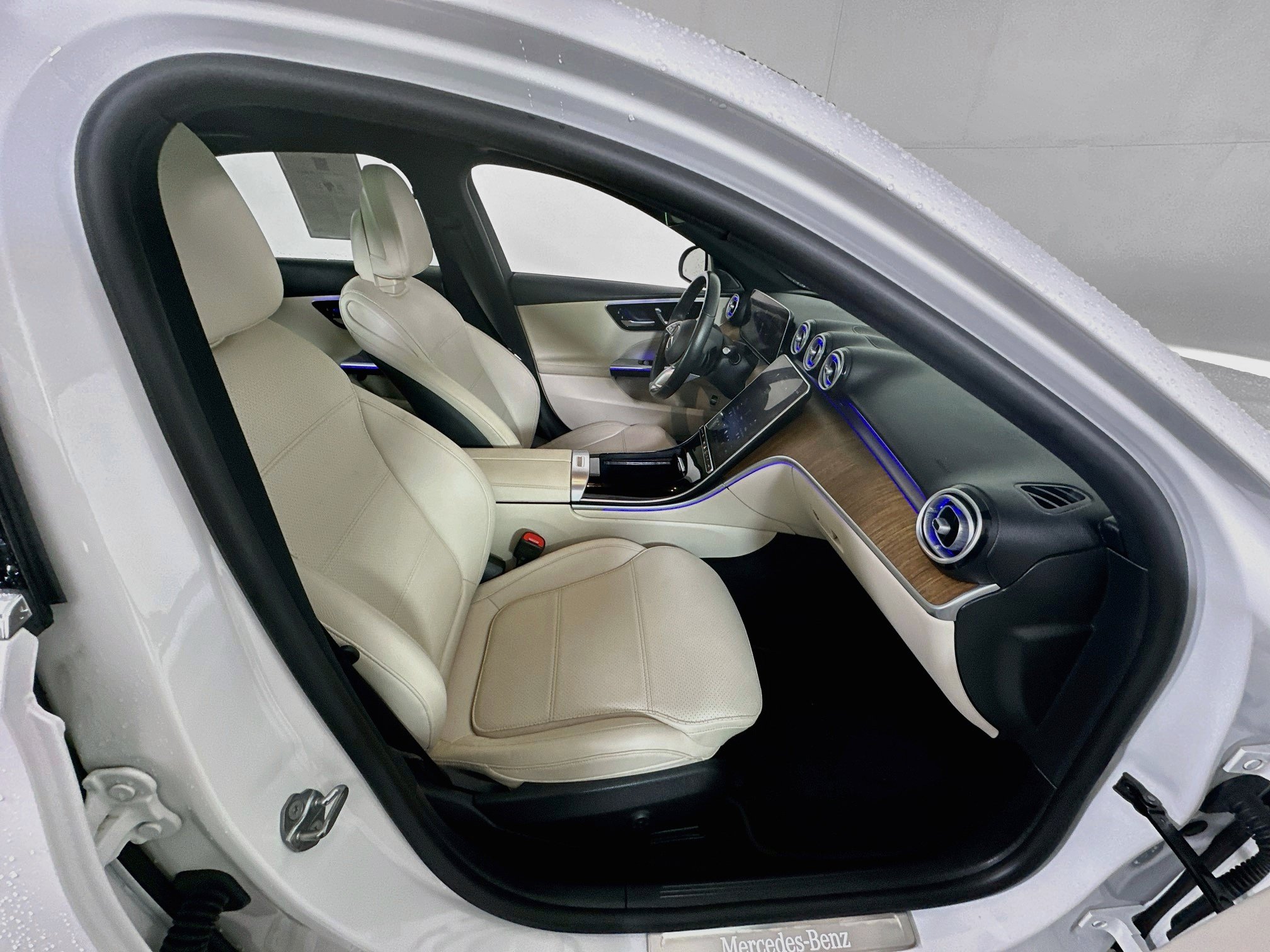 Used 2022 Mercedes-Benz C 300 4MATIC Sedan w/ Exclusive Trim Package image 33