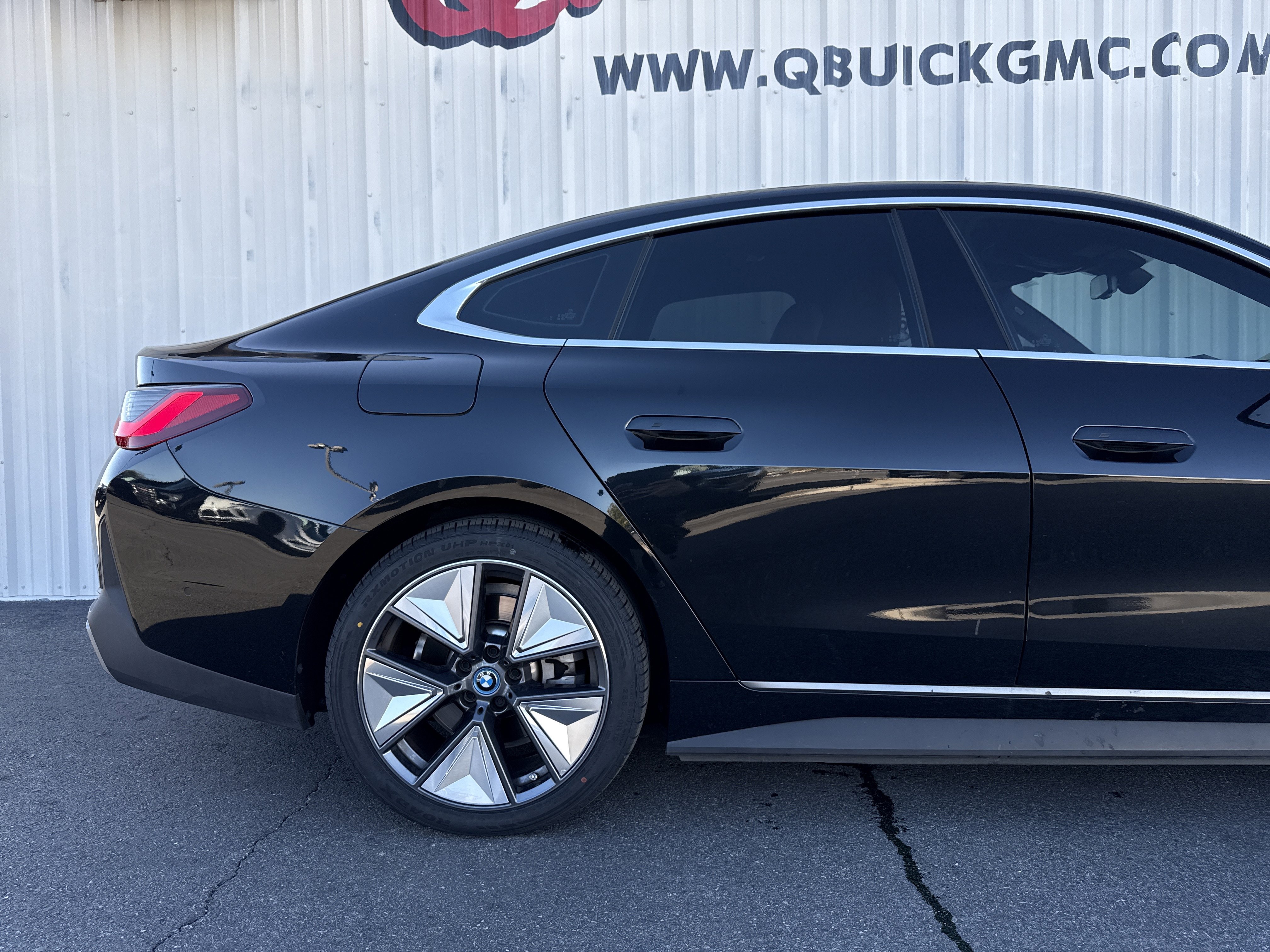 Used 2023 BMW i4 eDrive40 image 29