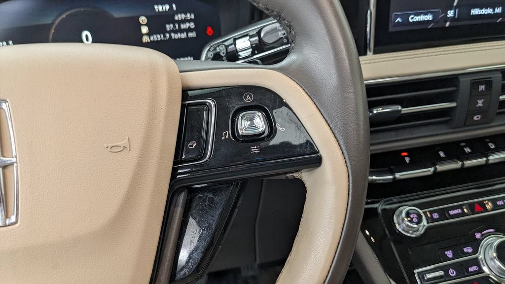 Used 2021 Lincoln Corsair Reserve FWD image 33