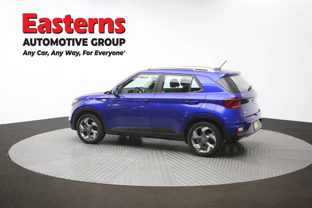 Used 2024 Hyundai Venue SEL FWD image 61