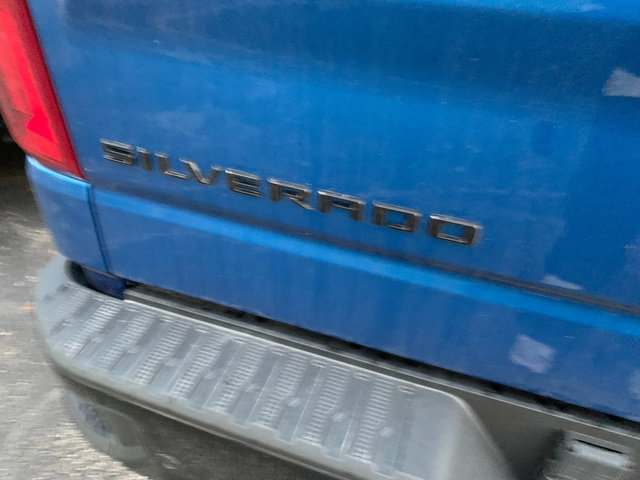 Used 2022 Chevrolet Silverado 1500 LT Trail Boss w/ Convenience Package II AWD/4WD image 6